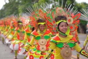 Street-dancers welcome Munato Festival guests, Alabel, Sarangani (November 30, 2014) - Glan National School of Arts and Trades dancers showcase their street dancing prowess at the opening parade of MunaTo Festival. (Martin Fernando E. Bernad Jr./Sarangani Tourism & Investment Promotion Center)