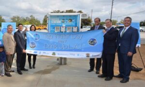 Los Angeles Deputy Mayor Barbara Romero, Chief Sustainability Office Matt Petersen, and Los Angeles Department of Water and Power (LADWP) Director of Water Quality Albert Gastelum were joined by representatives from the U.S. Environmental Protection Agency (CalEPA), the State Water Resources Control Board, LA County Public Health, American Water Works Association (AWWA), and the LA Department of Recreation and Parks in unveiling new, city-wide drinking water stations for the enjoyment and health of all residents.