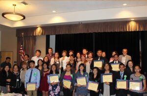 Philippine Society of Southeast Los Angeles (PHILSELA) presents scholarship awards to 11 high school graduates during its annual Scholarship Awards Dinner (Photo courtesy of http://myphilsela.org/)