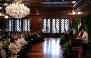 General Prayut Chan-o-cha, Prime Minister of the Kingdom of Thailand, delivers his remarks during the joint press conference with President Benigno S. Aquino III held at the President’s Hall of the Malacañan Palace for the Official Visit to the Philippines on Friday (August 28). This is the Thai Prime Minister’s first visit to the Philippines since assuming office in August 2014. (MNS photo)