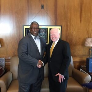 Ambassador Jose L. Cuisia, Jr. met with Mayor Sylvester "Sly" James, Jr. at the Kansas City Hall (Missouri) on 28 September 2015 to discuss trade and investment opportunities in the Philippines for businesses in the Greater Kansas City Area.(Photo courtesy of http://www.philippineembassy-usa.org/)