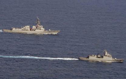 PH, US warships hold ‘bilateral sail’ in Palawan waters