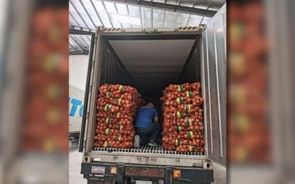 CIDG nabs 4 Chinese nationals; P1.7-M smuggled onions seized