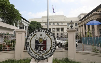 SC fines disbarred lawyer for violating rules on notarial practice