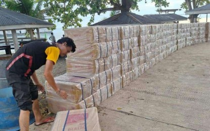 P23-M smuggled cigarettes seized, 5 nabbed off Sulu