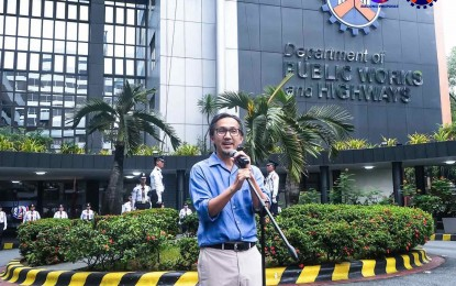 Dizon seeks employees’ help in getting rid of ‘bad eggs’ in DPWH