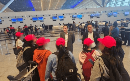Singapore gov’t helps fly 24 Filipinos out of Jeddah