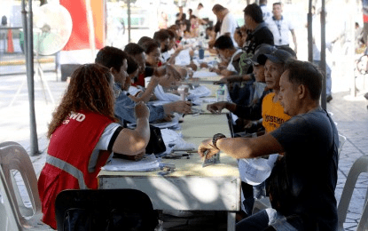 Police to run after ‘fixers’ exploiting ‘ayuda’ distribution