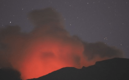 Kanlaon ‘crater glow’ raises volcanic hazards warning