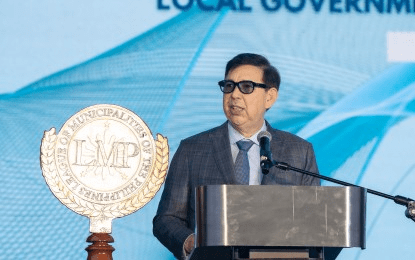 Recto unloads on Leviste; bares bribery attempts, troll farm ops
